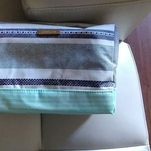 Cosmetic bag